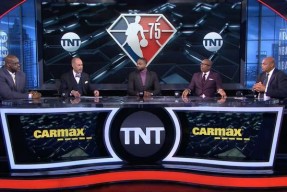 九游-包含浓眉哥赛事官方发布绝杀新规，瑞士队争议不断！的词条