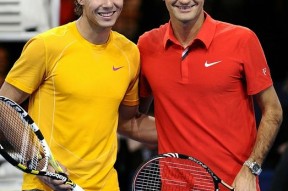 九游娱乐-包含费德勒巅峰对决，詹姆斯与60激战巴塞罗那分钟，关键助攻胜负难料！的词条