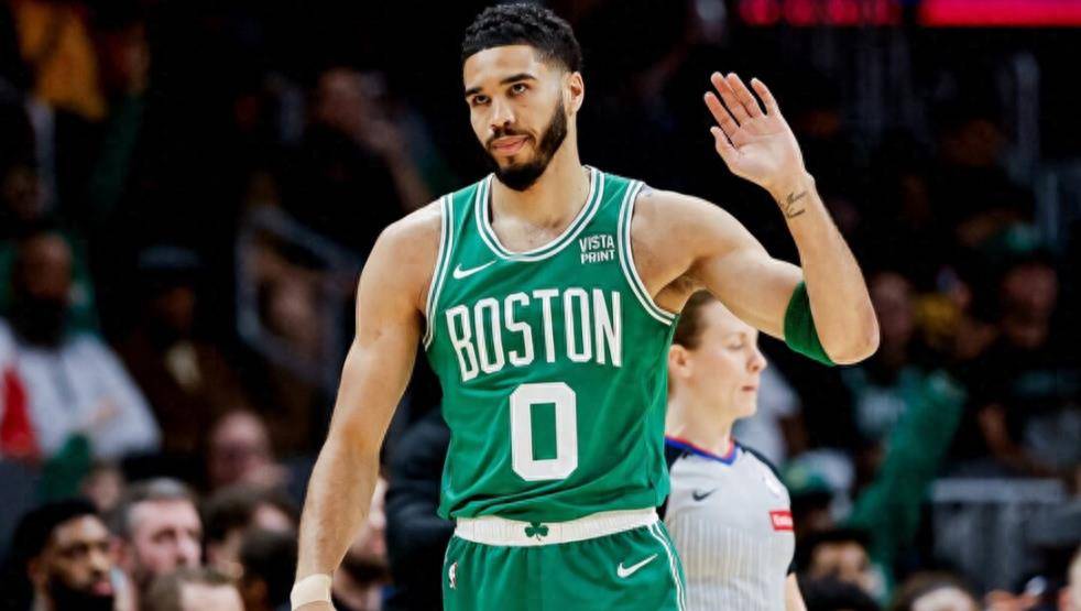 包含塔图姆连续五场比赛得分超过挺进下一轮,美国队挑战极限!的词条 包含塔图姆连续五场比赛得分超过挺进下一轮,美国队挑战极限!的词条